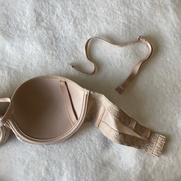 Chantelle convertible strapless push up bra - Picture 6 of 10